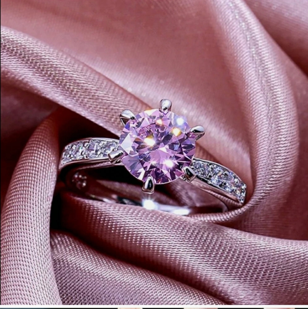 New Beautiful Pink Engagement/Wedding Ring